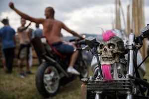 BEsonders Serie - Tinu und die Dead Riders