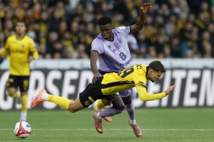 FUSSBALL SUPER LEAGUE